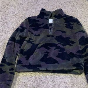 cropped camo fuzzy jacket